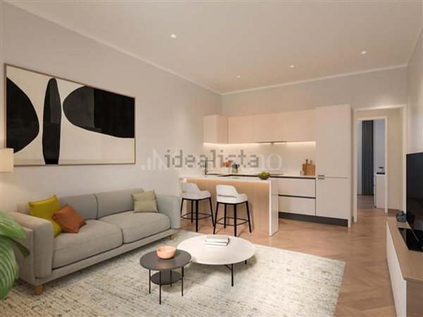 appartamento in vendita a Milano in zona Lorenteggio