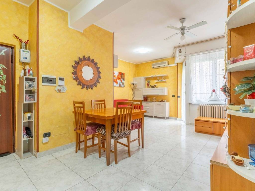 appartamento in vendita a Milano in zona Chiesa Rossa