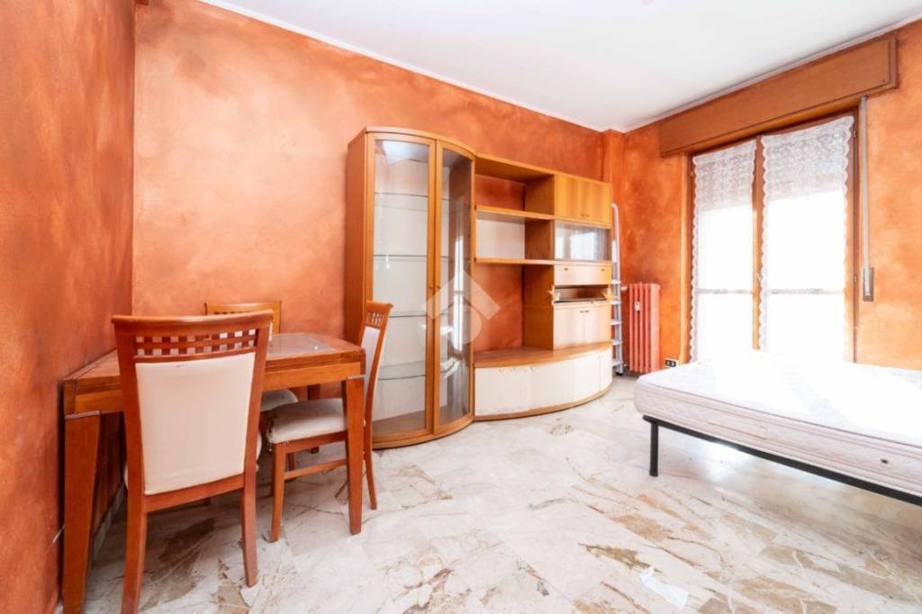 appartamento in vendita a Milano in zona Rogoredo