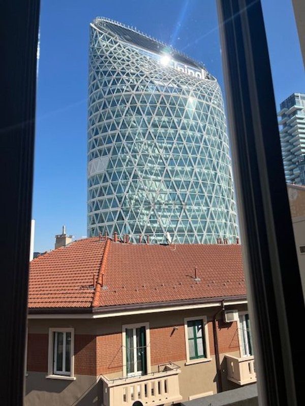 appartamento in vendita a Milano in zona Porta Garibaldi