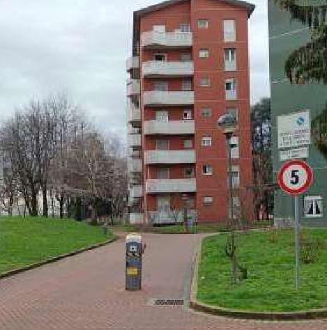 appartamento in vendita a Milano in zona Forlanini