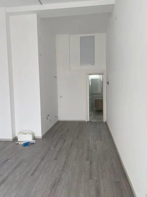 appartamento in vendita a Milano in zona Casoretto