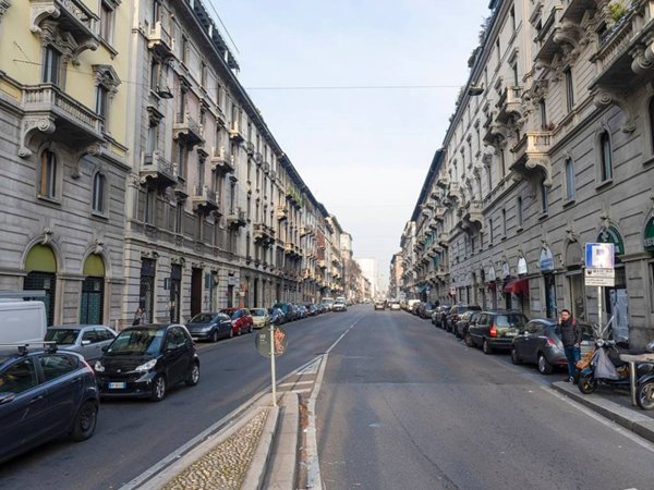 ufficio in vendita a Milano in zona Centro Direzionale