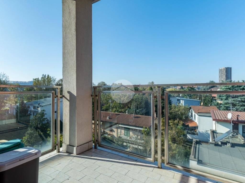 appartamento in vendita a Milano in zona Trenno
