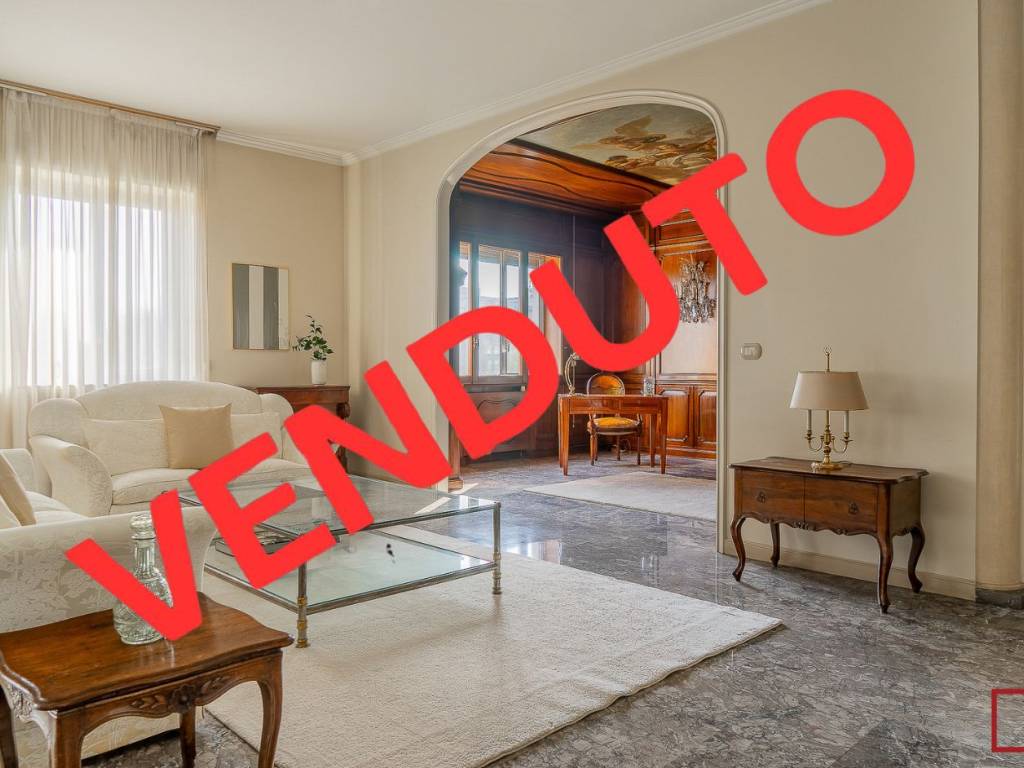 appartamento in vendita a Milano in zona Il Portello