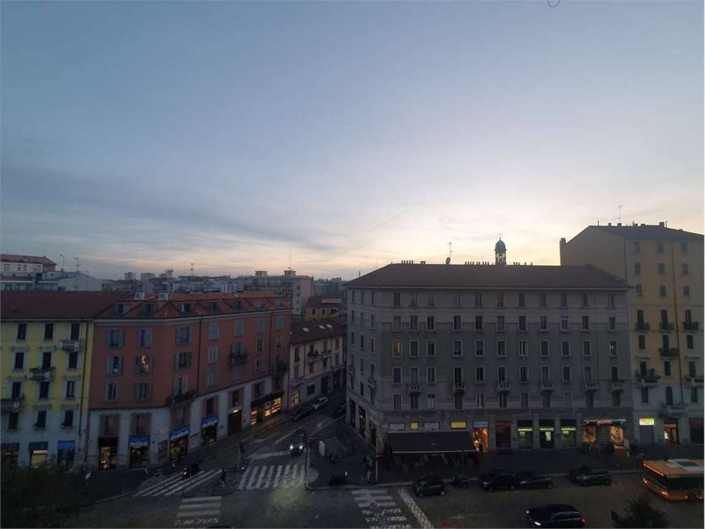 appartamento in vendita a Milano in zona Piazzale Lodi