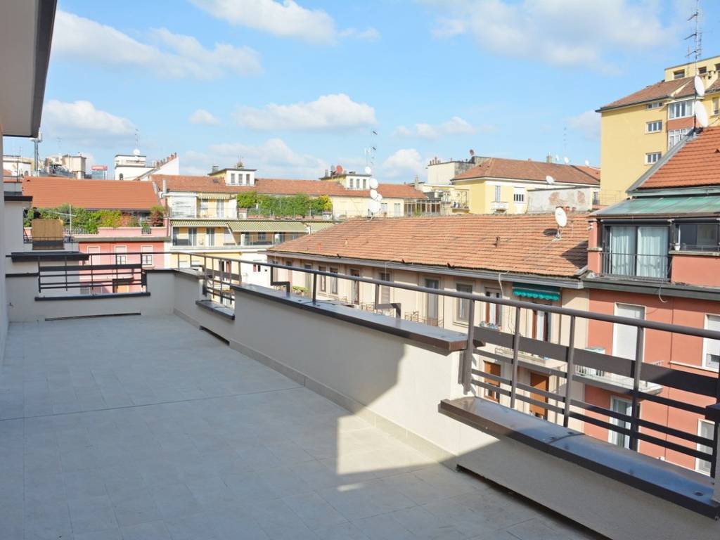 appartamento in vendita a Milano in zona Solari