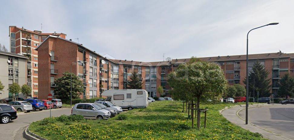 appartamento in vendita a Milano in zona Quarto Oggiaro