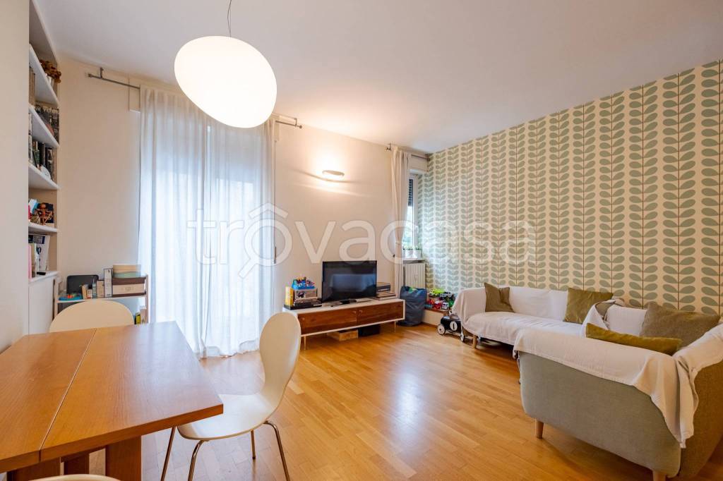 appartamento in vendita a Milano in zona Isola