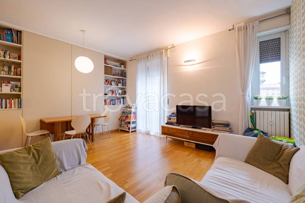 appartamento in vendita a Milano in zona Isola