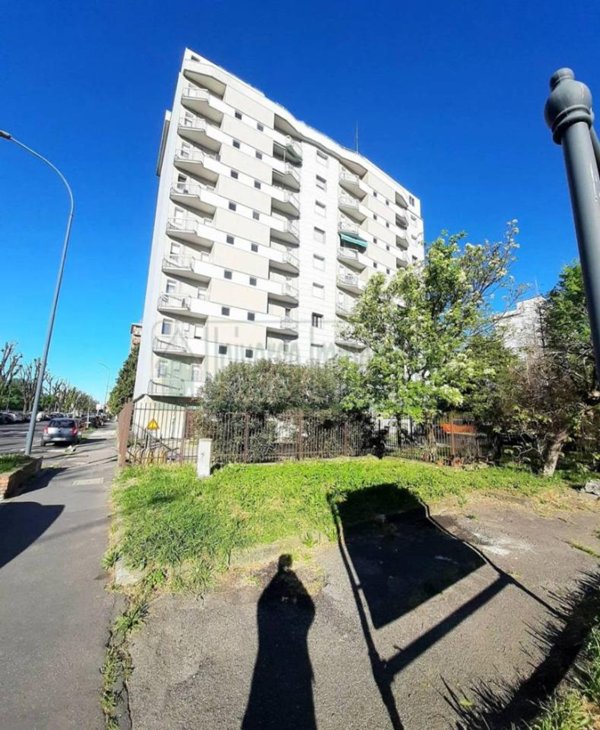 appartamento in vendita a Milano in zona Ronchetto sul Naviglio