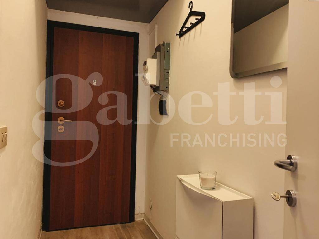 appartamento in vendita a Milano in zona Famagosta