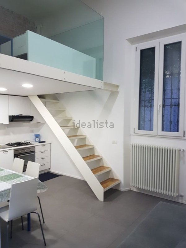 appartamento in vendita a Milano in zona Piazzale Lodi