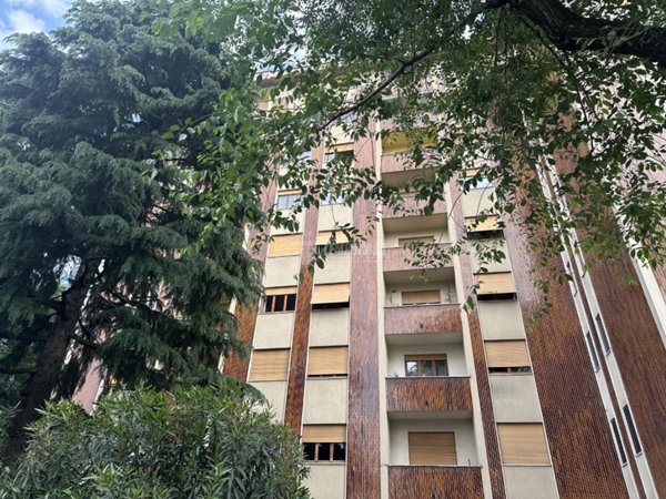 appartamento in vendita a Milano in zona Bruzzano