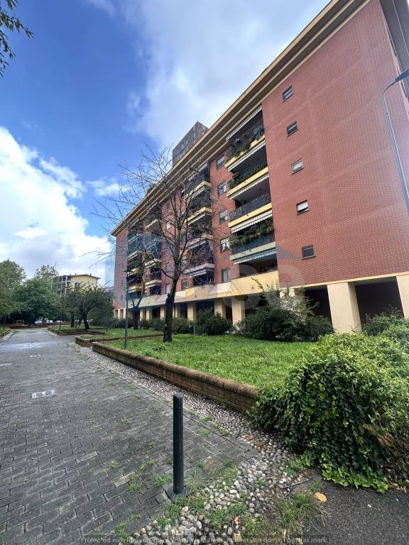 appartamento in vendita a Milano in zona Gallaratese