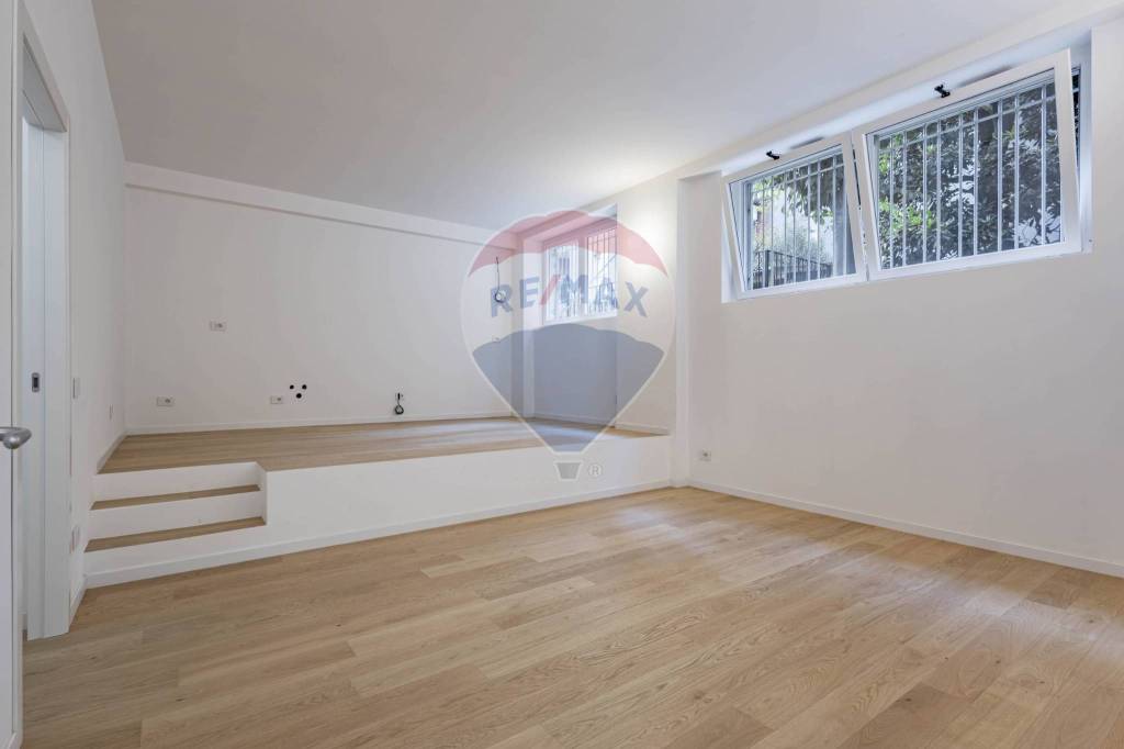 appartamento in vendita a Milano in zona Porta Ticinese