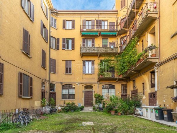 appartamento in vendita a Milano in zona Conchetta