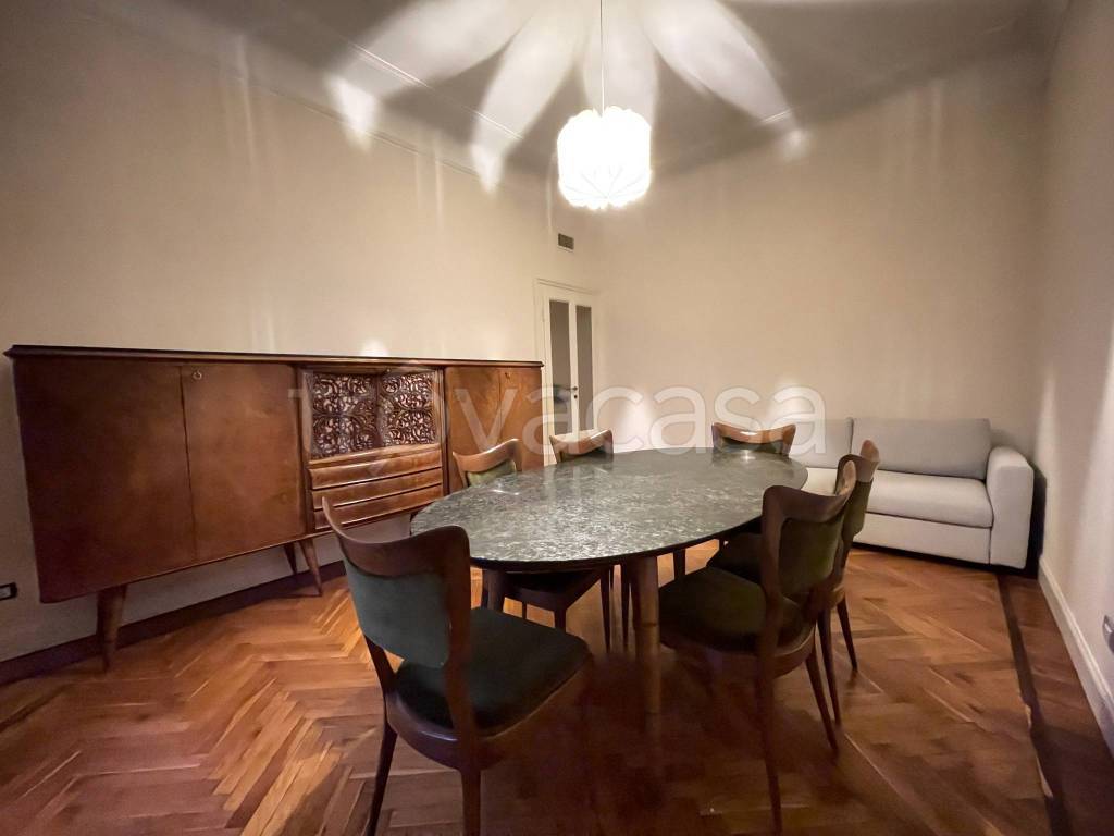 appartamento in vendita a Milano in zona Città Studi