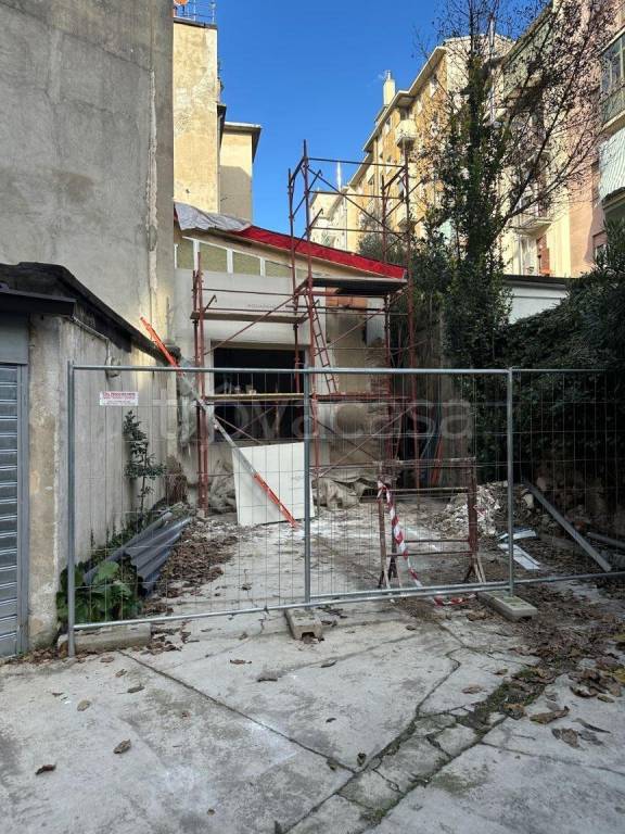 appartamento in vendita a Milano in zona Ghisolfa