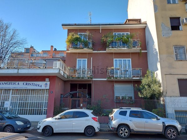 appartamento in vendita a Milano in zona Villapizzone