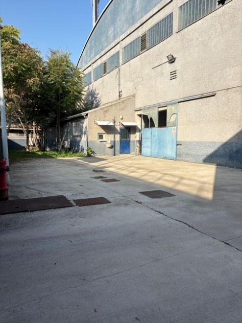 capannone in vendita a Milano in zona Sempione