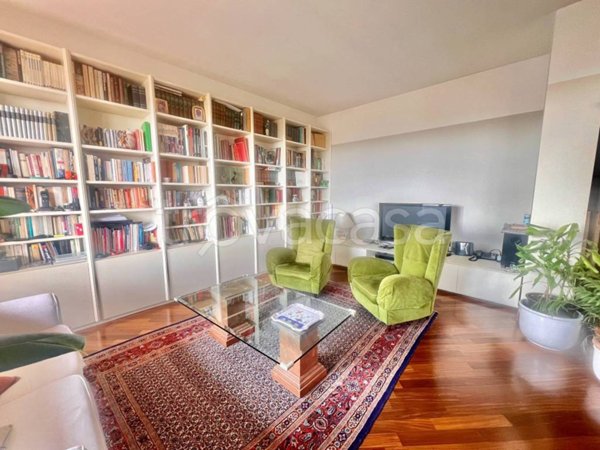 appartamento in vendita a Milano in zona QT8