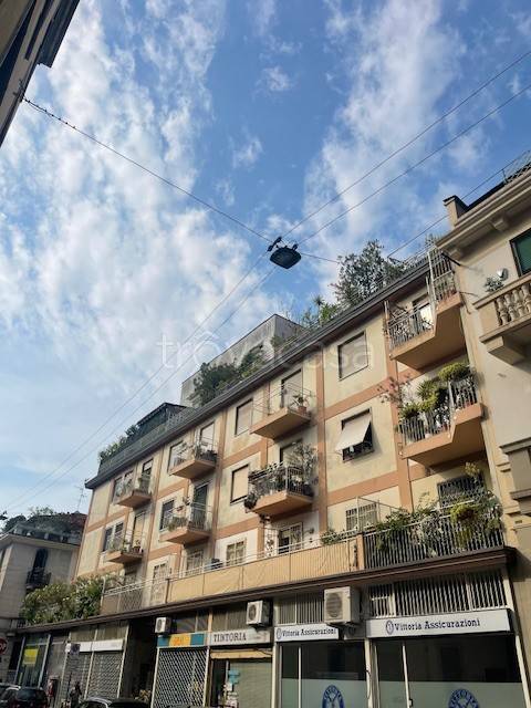 appartamento in vendita a Milano in zona Isola