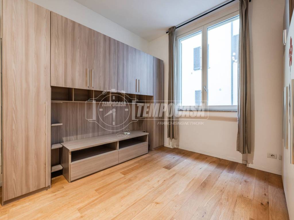 appartamento in vendita a Milano in zona Solari