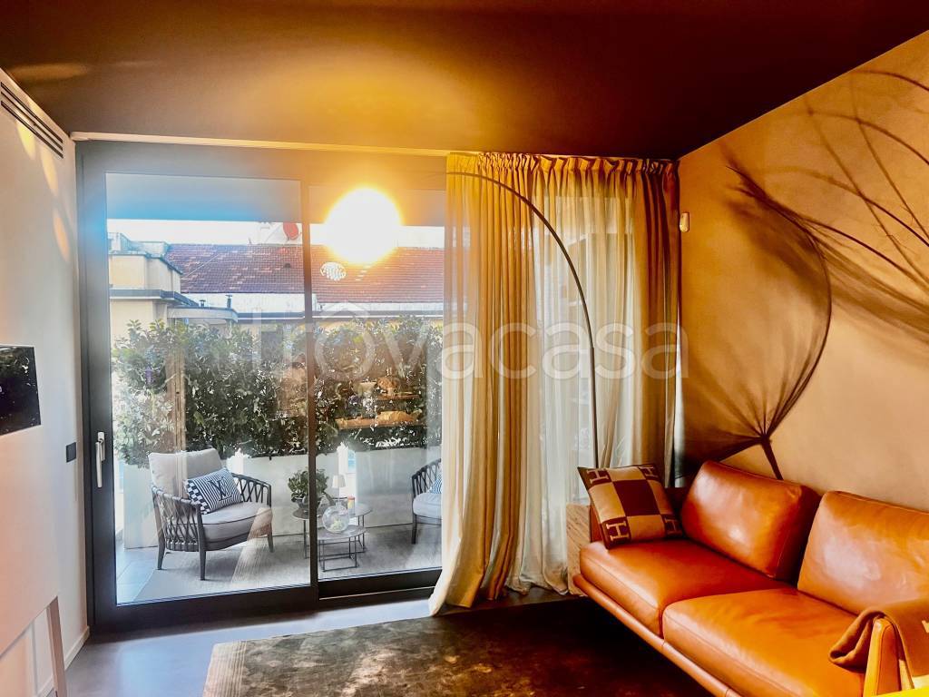 appartamento in vendita a Milano in zona Solari