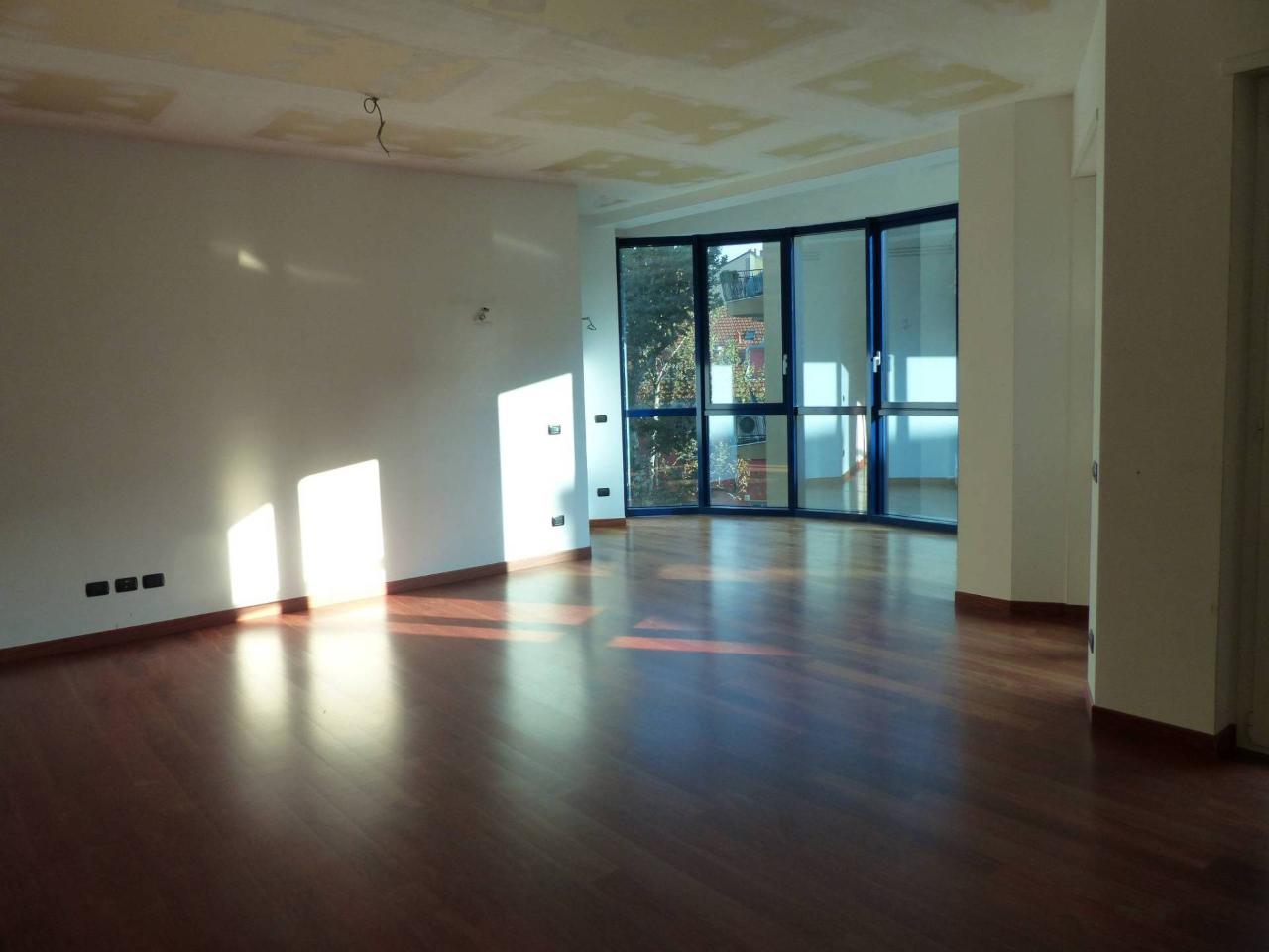 appartamento in vendita a Milano in zona Sant'Ambrogio