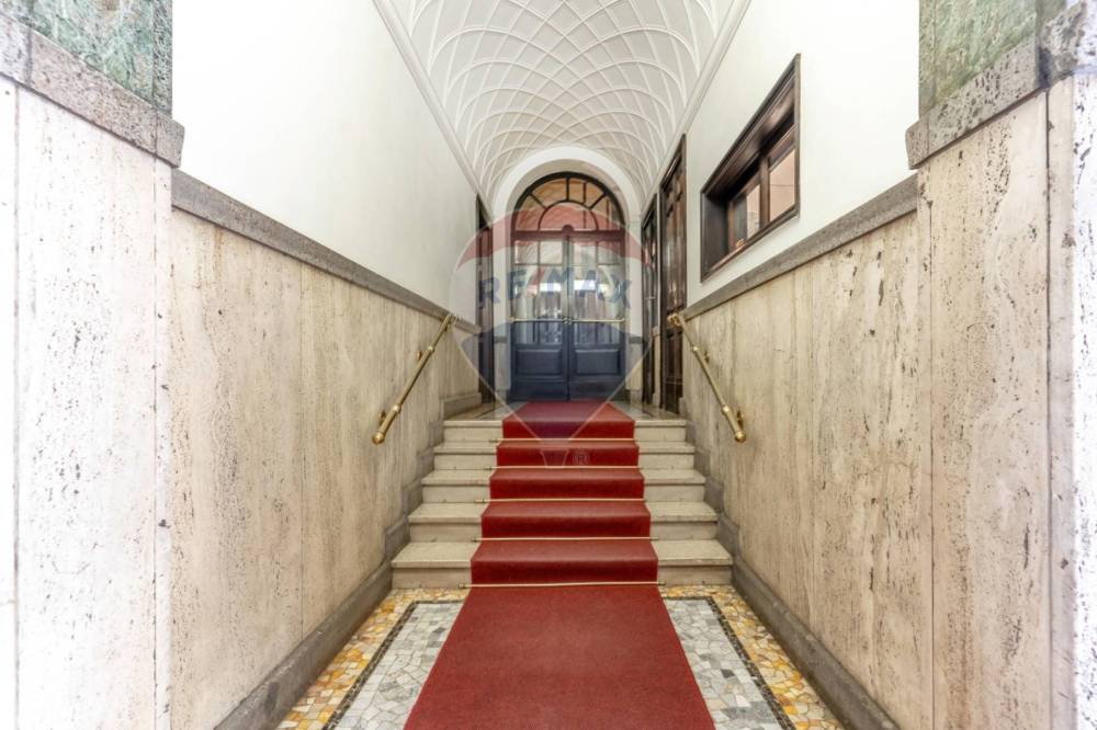 appartamento in vendita a Milano in zona Porta Venezia
