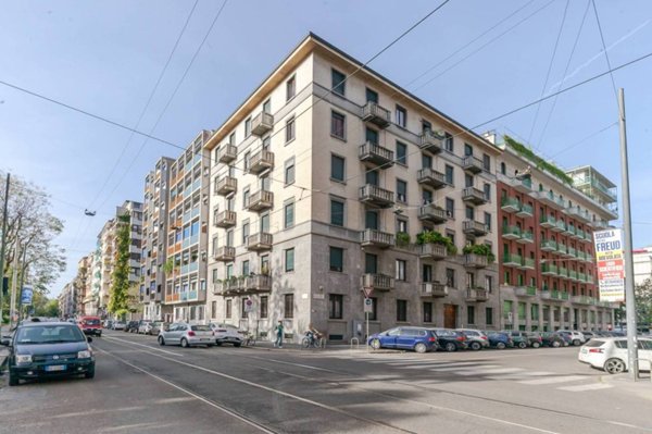 ufficio in vendita a Milano in zona Solari