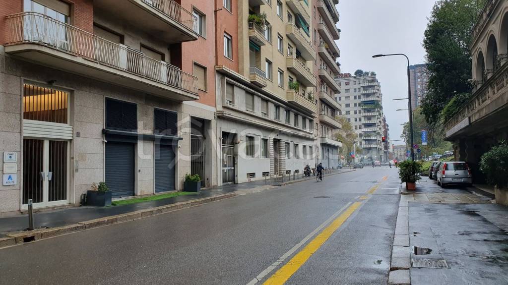 appartamento in vendita a Milano in zona Centro Direzionale