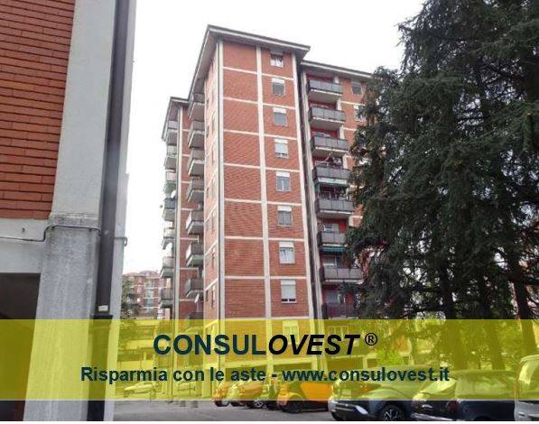 appartamento in vendita a Milano in zona Chiesa Rossa