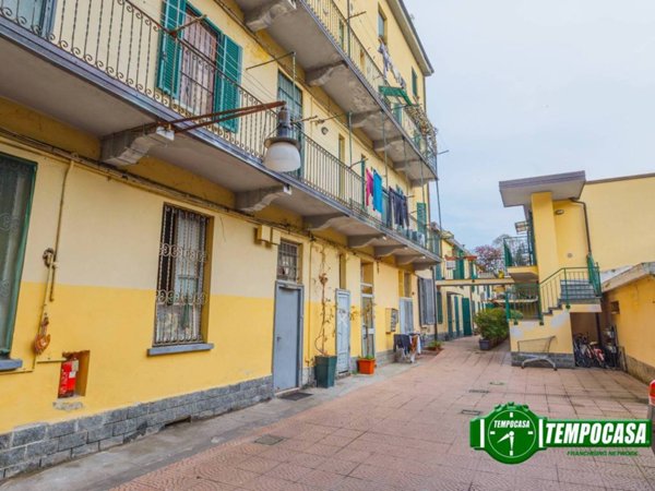 appartamento in vendita a Milano in zona Ghisolfa