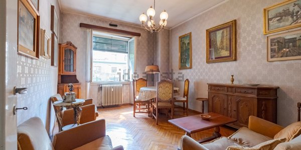 appartamento in vendita a Milano in zona Città Studi