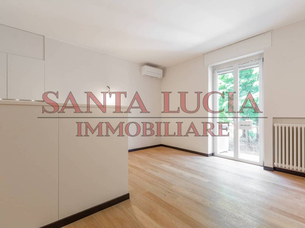 appartamento in vendita a Milano in zona Centro Direzionale