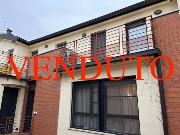 appartamento in vendita a Milano in zona Bocconi
