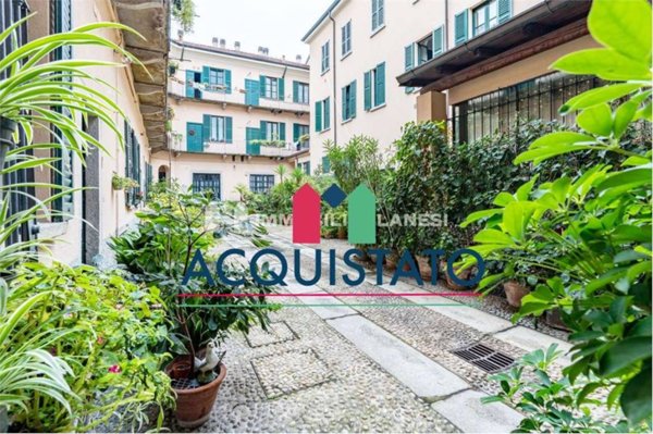appartamento in vendita a Milano in zona Bocconi