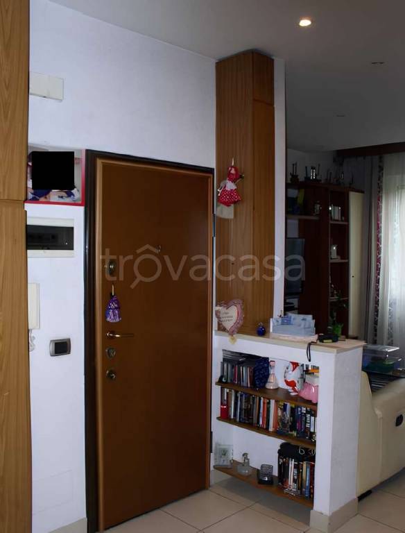 appartamento in vendita a Milano in zona Vialba