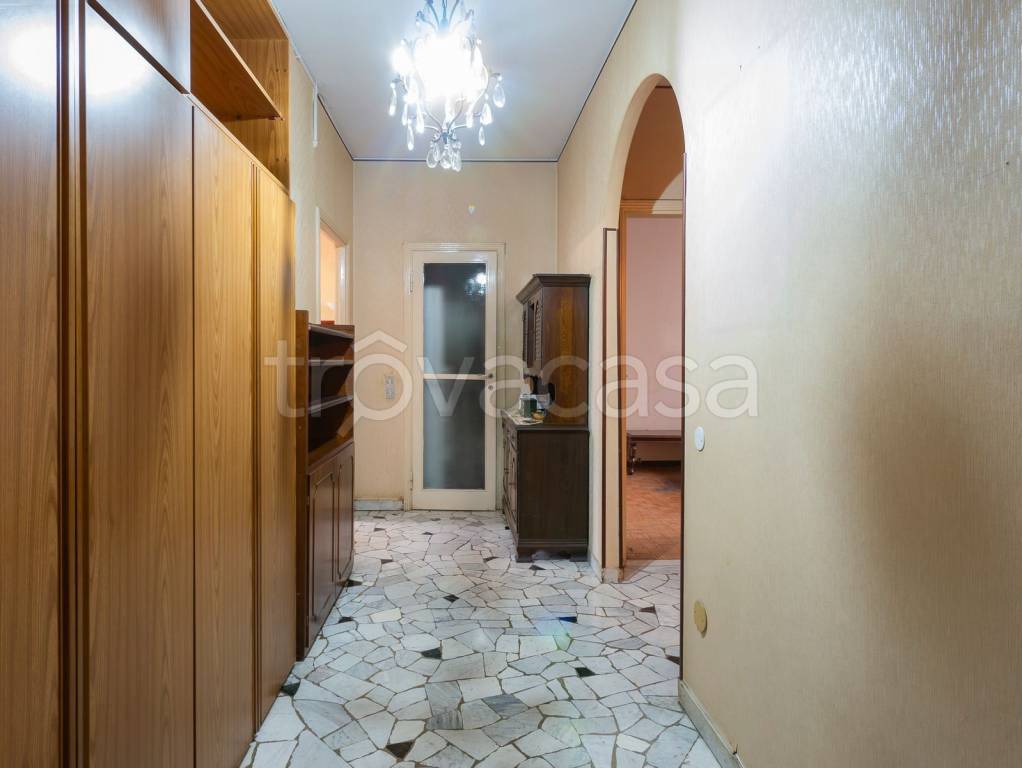 appartamento in vendita a Milano in zona Ghisolfa