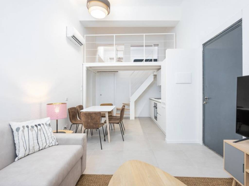 appartamento in vendita a Milano in zona Sempione