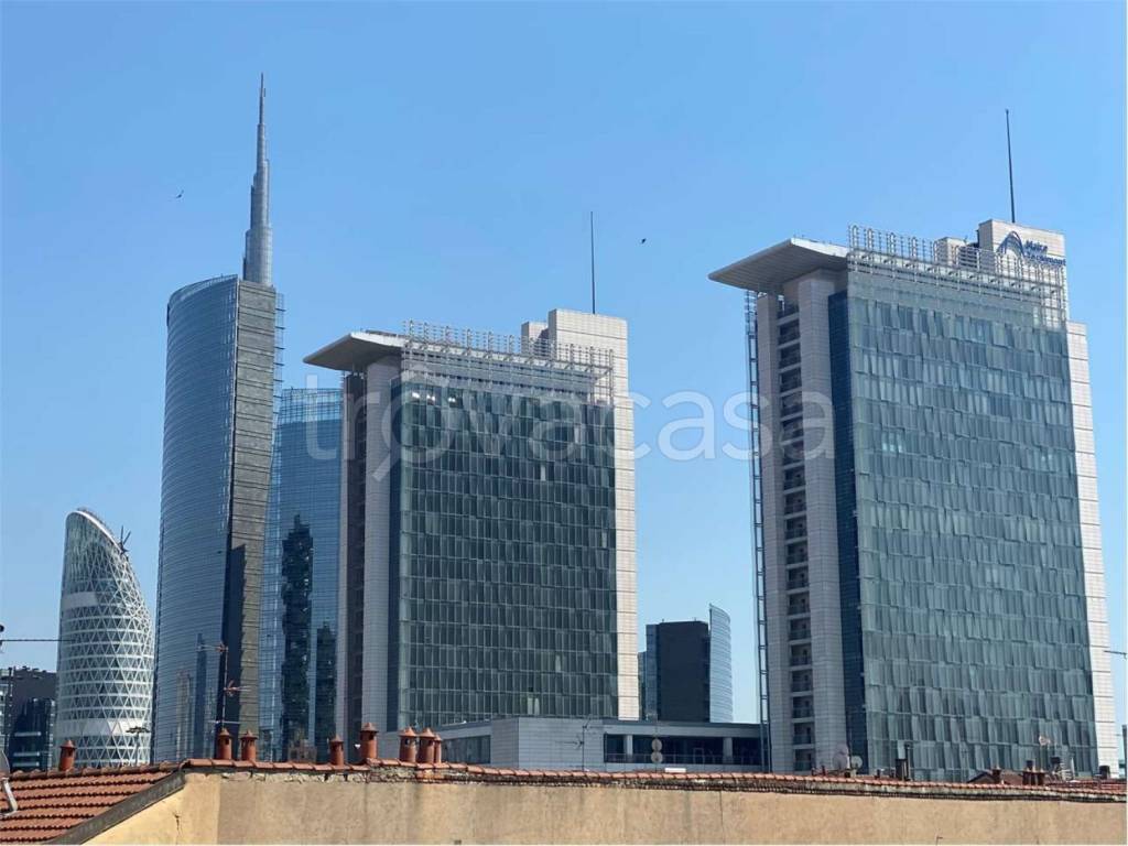 appartamento in vendita a Milano in zona Isola