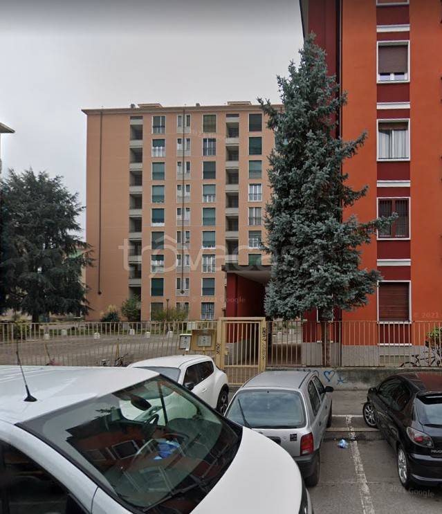 appartamento in vendita a Milano in zona Crescenzago