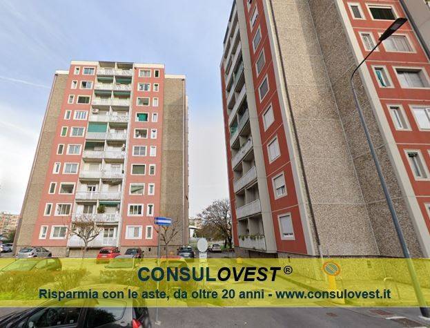 appartamento in vendita a Milano in zona Quartiere degli Olmi