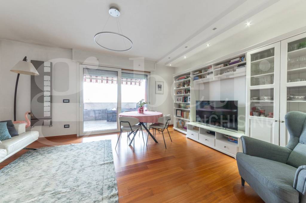 appartamento in vendita a Milano in zona Chiesa Rossa