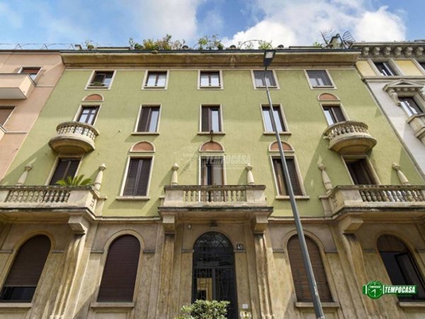 appartamento in vendita a Milano in zona Loreto