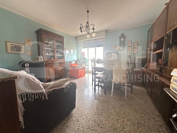 appartamento in vendita a Milano in zona San Cristoforo