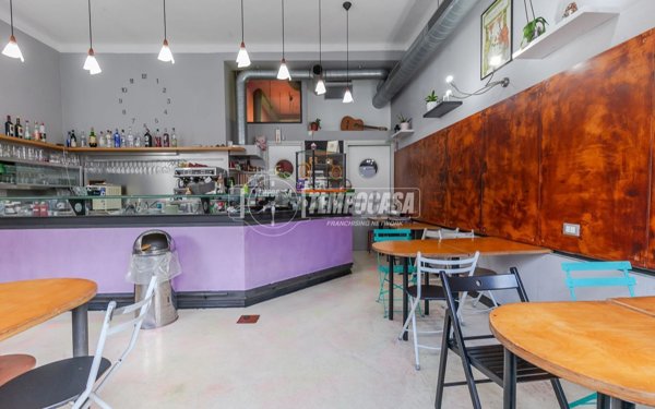 negozio in vendita a Milano in zona Bovisa