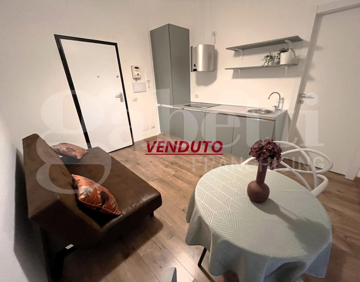 appartamento in vendita a Milano in zona Gorla